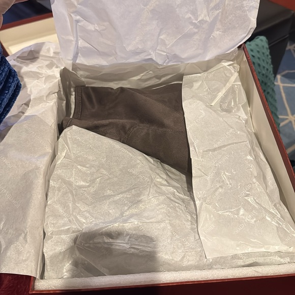 Gisele dark taupe stretch suede boots - Picture 7 of 8